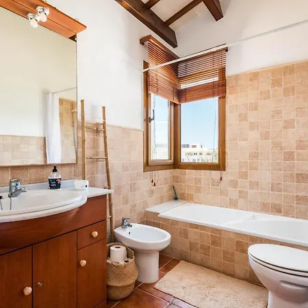 Lasaienea 4 Bedroom Villa, Villa *