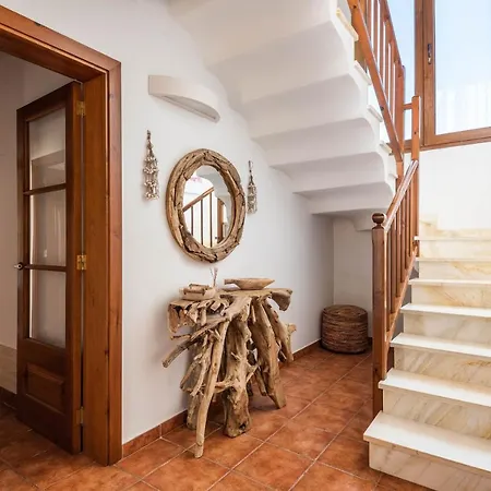 Lasaienea 4 Bedroom Villa, Cala Morell