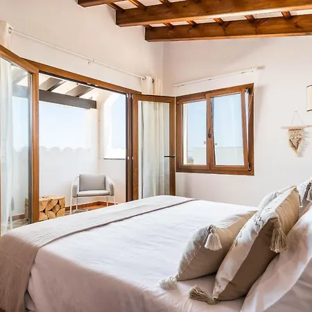 Lasaienea 4 Bedroom Villa, Cala Morell