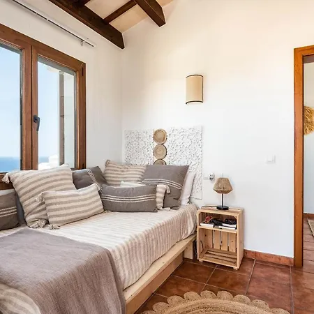 Lasaienea 4 Bedroom Villa, *