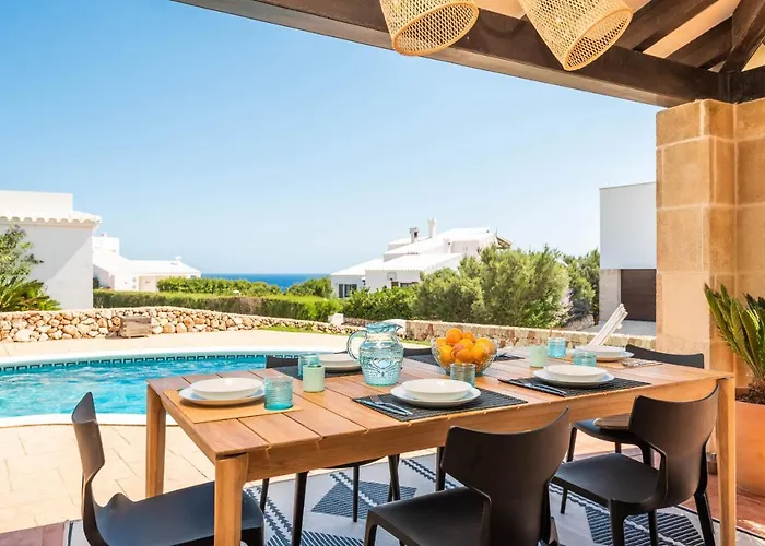 Lasaienea 4 Bedroom Villa, וילה