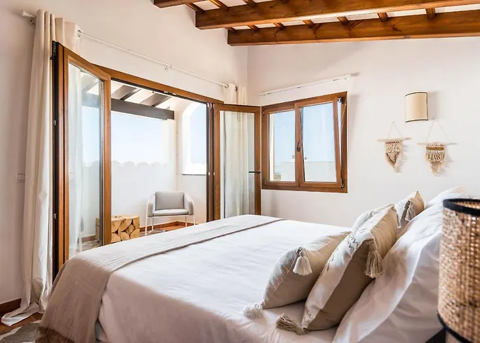 Lasaienea 4 Bedroom Villa, קאלה מורל